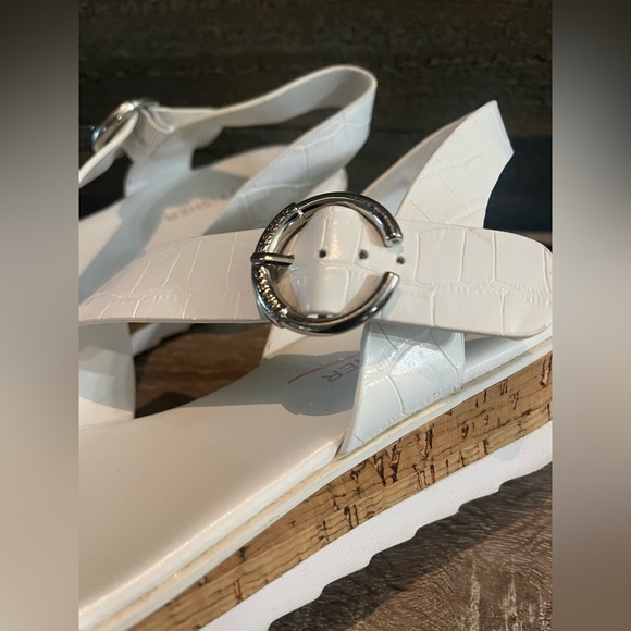 Marc Fisher Women's Grandie Treaded Flatform Wedge Sandals Size 7.5 - Picture 9 of 15